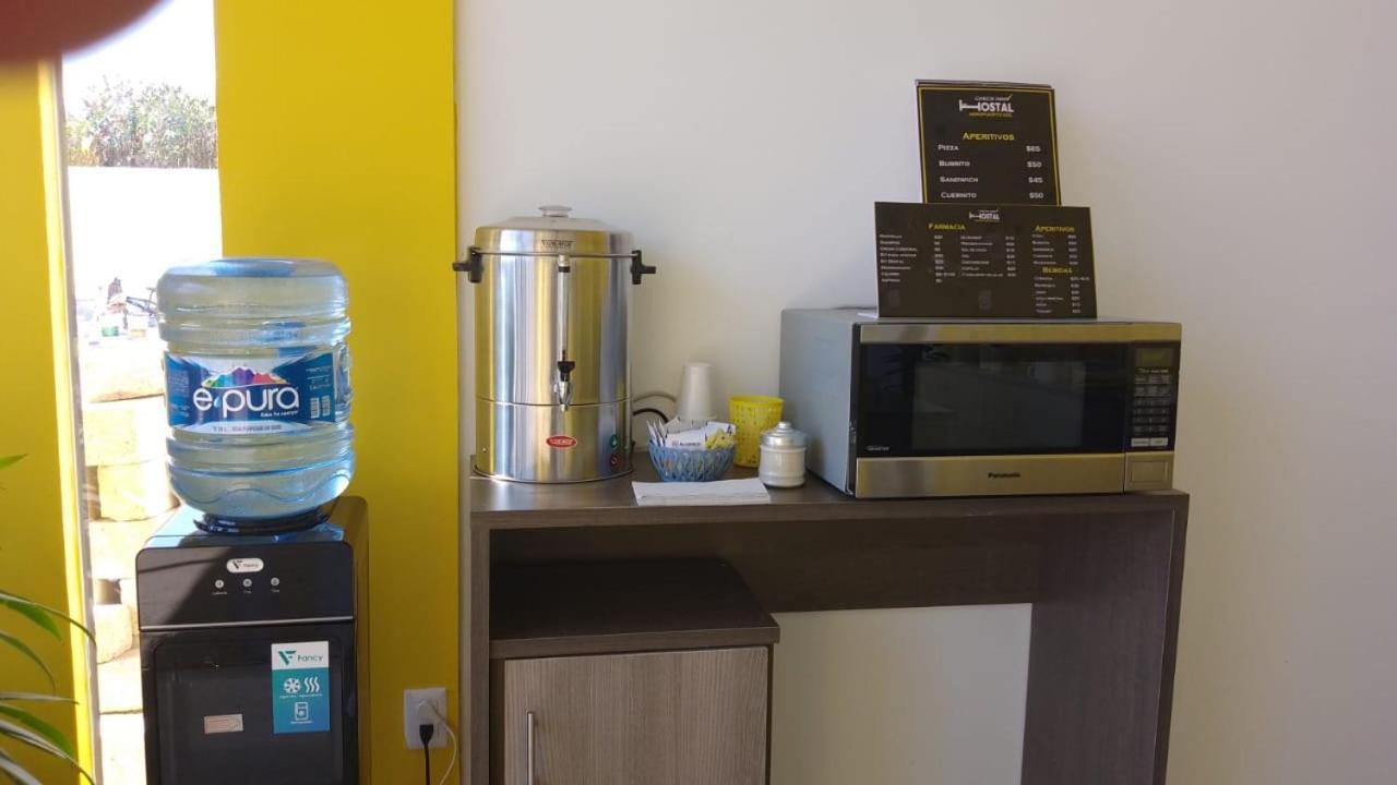 Check Inn Hostal Aeropuerto Gdl Las Pintas エクステリア 写真