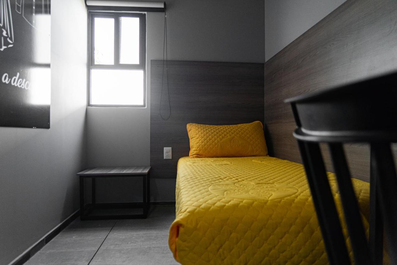 Check Inn Hostal Aeropuerto Gdl Las Pintas エクステリア 写真