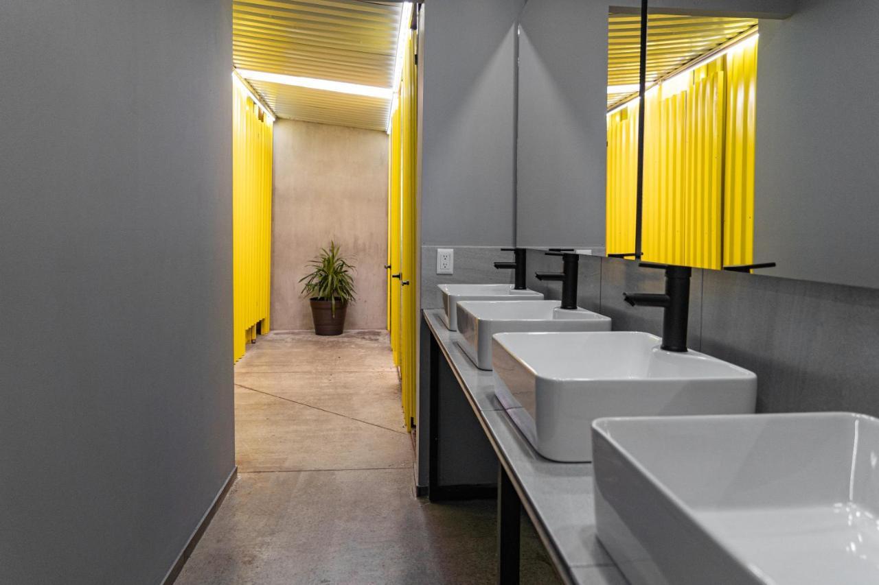 Check Inn Hostal Aeropuerto Gdl Las Pintas エクステリア 写真