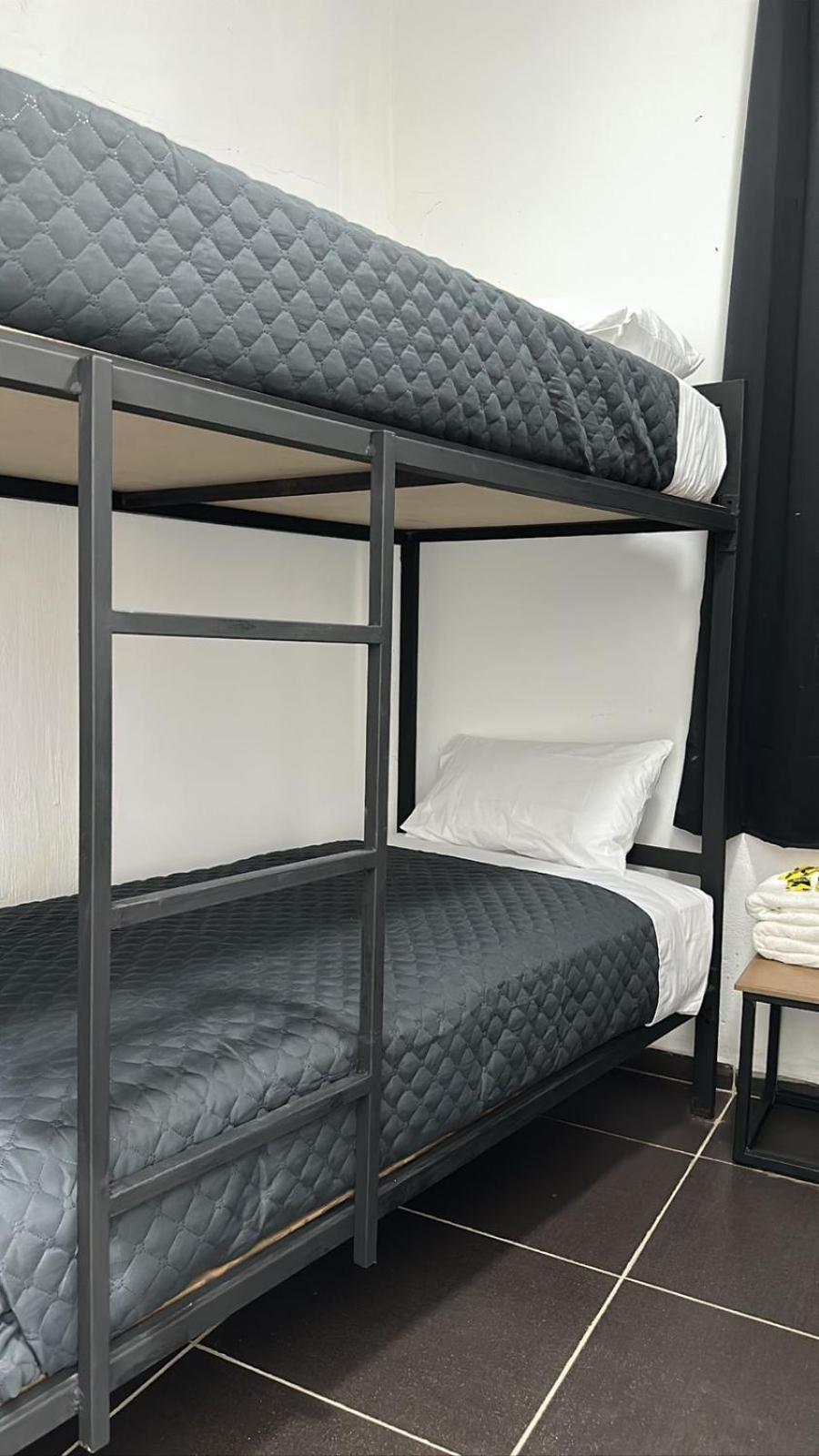 Check Inn Hostal Aeropuerto Gdl Las Pintas エクステリア 写真