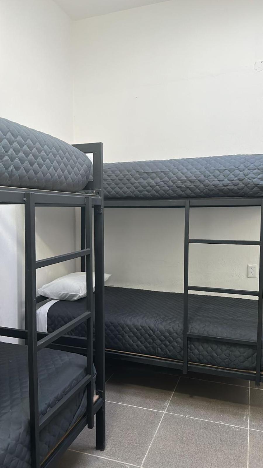 Check Inn Hostal Aeropuerto Gdl Las Pintas エクステリア 写真